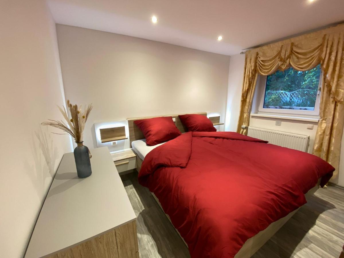 Ferienwohnung Gulfhaus, Mit Sauna Und Grossem Garten Apen Extérieur photo