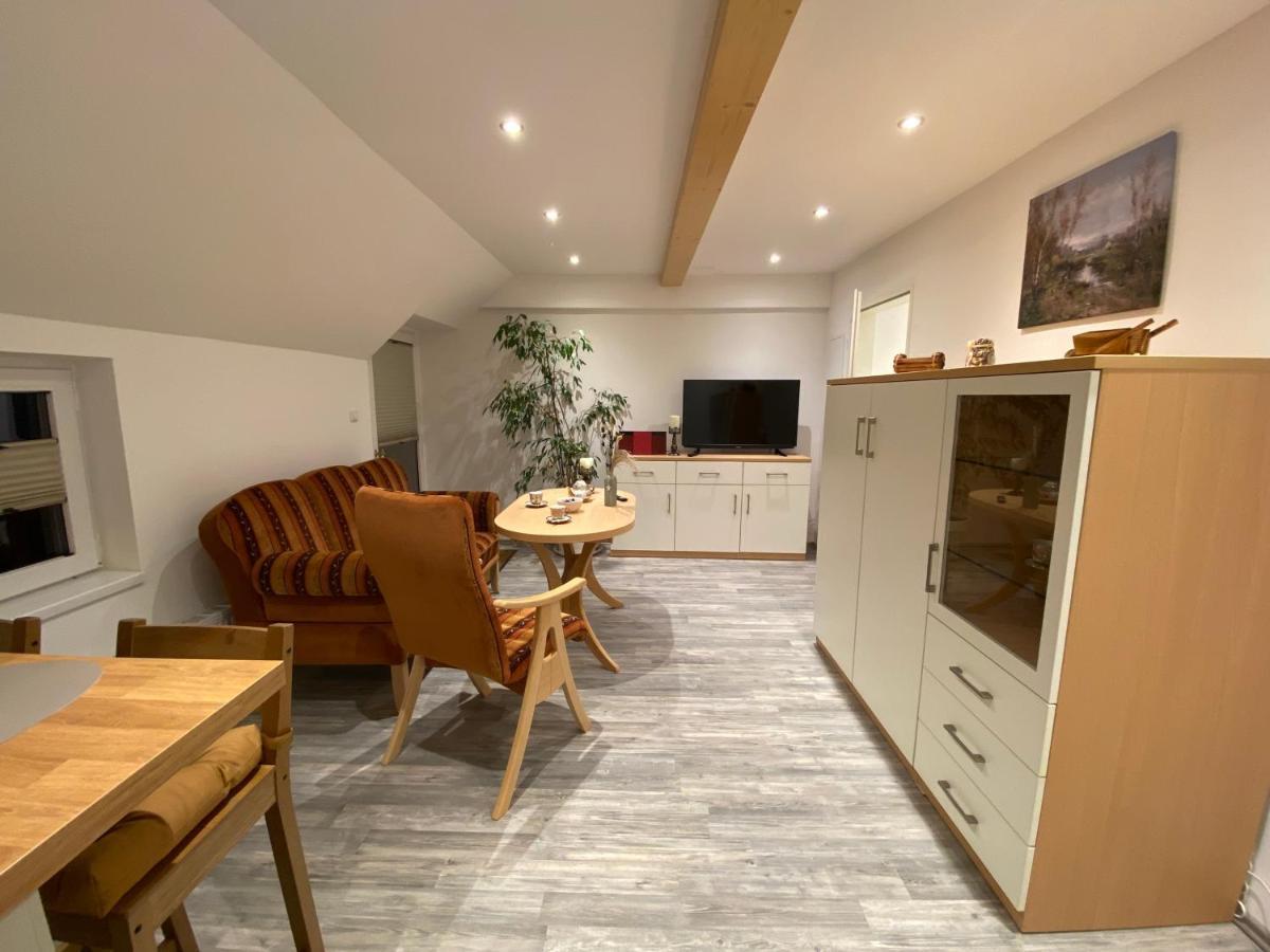 Ferienwohnung Gulfhaus, Mit Sauna Und Grossem Garten Apen Extérieur photo